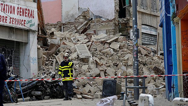Под обломками дома в Марселе нашли пятого погибшего