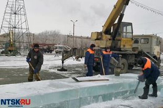 В Новотроицке начали возводить ледовый городок стоимостью 1,5 млн