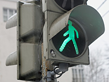 В Кургане установили четыре светофора, работающих от солнечных батарей