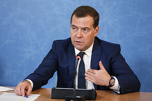 Медведев рассказал о "глобальных трансформациях" мировой экономики