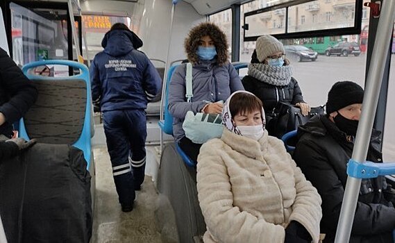 В общественном транспорте Казани выявили более 8 тыс. пассажиров без масок