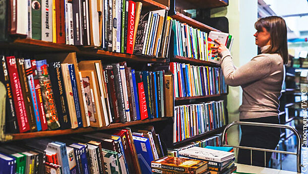 Библиотеки Оренбургской области в рамках нацпроекта обновили книжный фонд