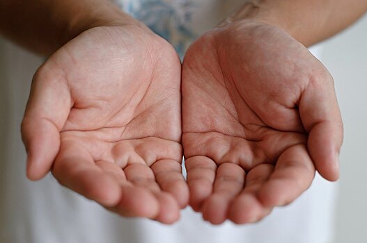 4 вещи, которые расскажут о человеке его руки