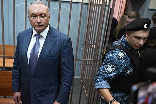 Генпрокуратура вернула в СКР дело обвиняемого в расправе российского экс-сенатора