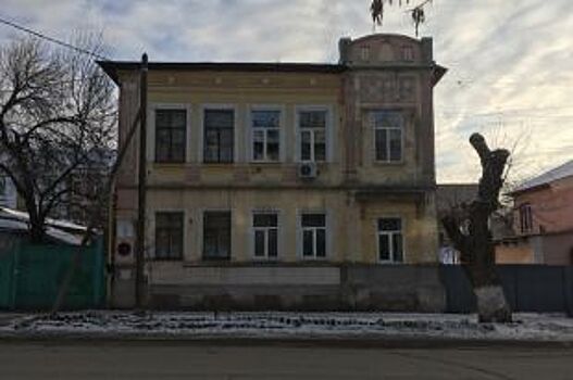 В Оренбурге волонтеры выбрали для реставрации дом художника Калмыкова