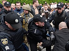 В Киеве суд отправил под домашний арест члена ОУН, задержанного 9 мая
