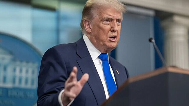 Трамп призвал Тегеран проявить гуманность на фоне протестов