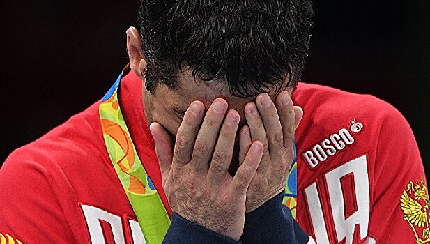 Российский боксер Алоян провалил допинг-тест