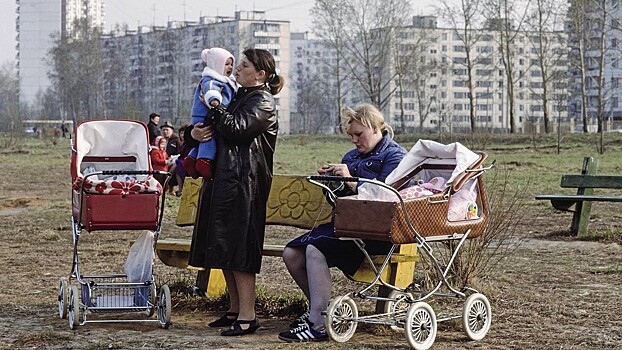 Как появление одноразовых подгузников изменило жизнь российских женщин