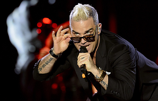 Робби Уильямс снова начал войну с соседями