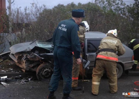 На въезде в Екатеринбург скопилась семибалльная пробка из-за аварии