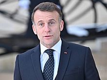 Макрон поддержал протестующих в Иране