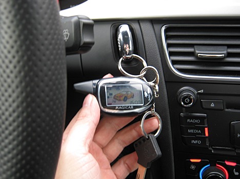 «Шпионские» автогаджеты: как не угодить в тюрьму за видеорегистратор и GPS-трекер