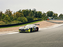 Загадочный концепт Mercedes-AMG GT с мотором V8 дебютировал на Нюрбургринге