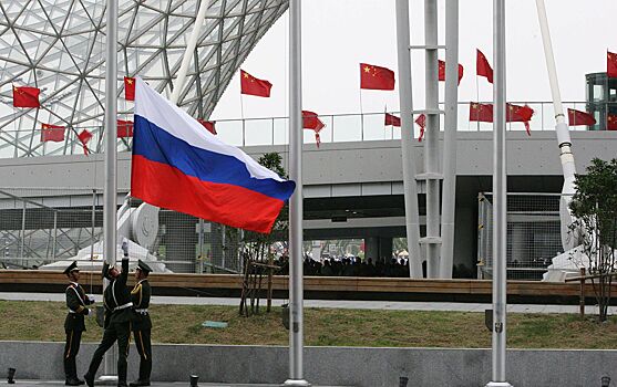 Россия и Китай могут создать оборонительный союз в ответ на агрессию США – китайский эксперт