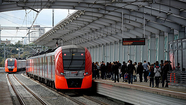 Подросток погиб, попав под поезд в Подмосковье