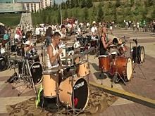 Юрий Шевчук поблагодарил уфимских музыкантов за исполнение песни «Белая река»