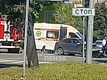 На проезжей части ул. Луначарского в Пензе загорелся автомобиль