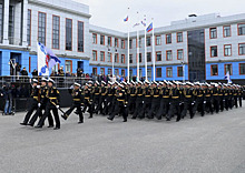 Мурманские нахимовцы удостоены медалей за участие в военном параде