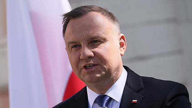 В Польше уволили чиновника за разговор Дуды с российскими пранкерами