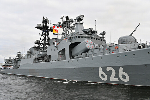 Российские моряки отбили панамское судно от пиратов
