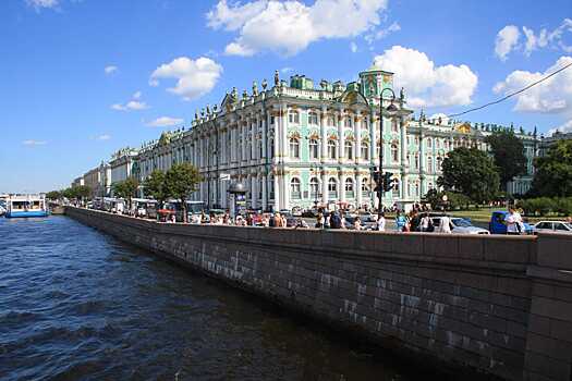 В Санкт-Петербурге туристов позовут на обследование