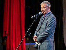 Писатель-сатирик Семен Альтов ведет судебный процесс… из-за бань