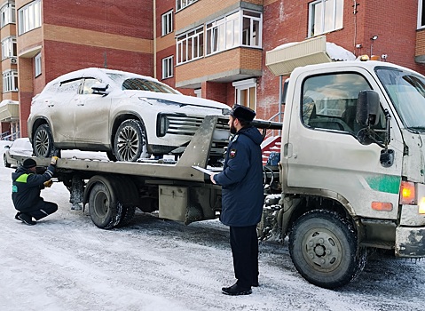 Успеть за 10 дней: жительница Новосибирска может лишиться кроссовера из-за долгов