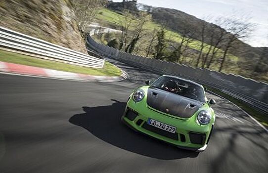 Porsche 911 GT3 RS пролетел буквально по Нюрбургрингу