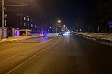 Двух молодых мужчин сбили на Мочищенском шоссе в Новосибирске