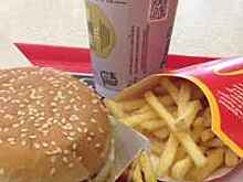 McDonald’s оштрафовали на 700 тыс. руб. за нарушения при продаже товаров через "МакАвто"