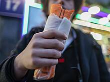 Россияне потянулись из ресторанов в точки фастфуда