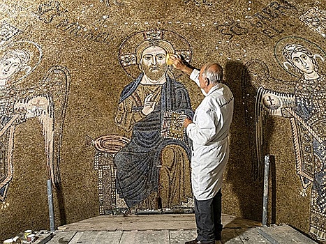 Самые древние фрески в Венеции и Венецианской лагуне обнаружены на Торчелло