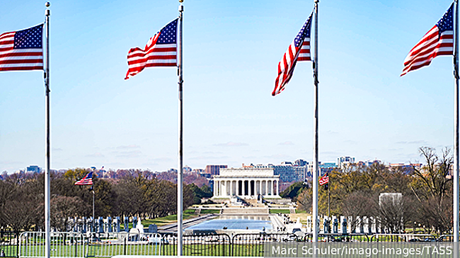 Массовые увольнения дипломатов говорят о смене американской внешней политики