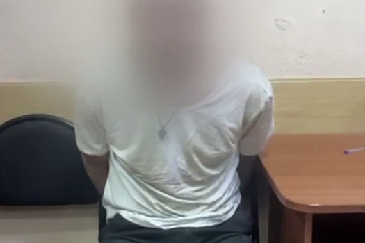 В Приамурье мужчина пытался сбежать от полиции через окно гостиницы