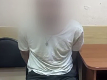 В Приамурье мужчина пытался сбежать от полиции через окно гостиницы