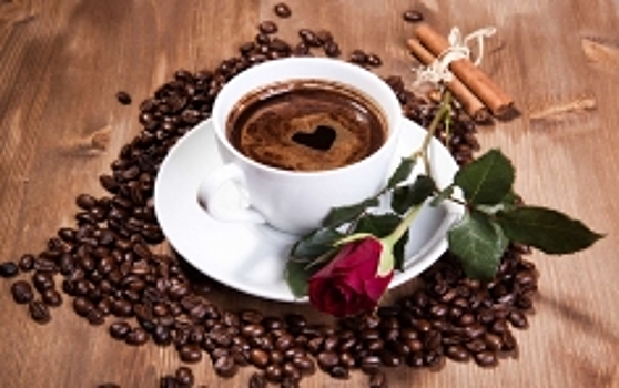 Горячий кофе полезнее для здоровья, чем холодный