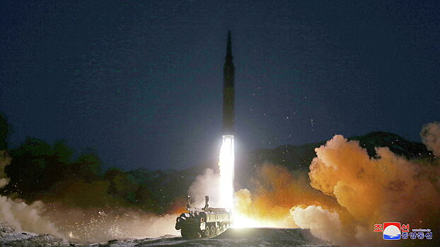 Северная Корея осуществила пуск неопознанного снаряда