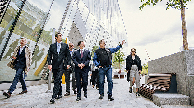 Артюхов посетил Московский государственный технический университет имени Баумана