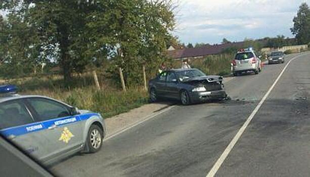В Борисово столкнулись Audi и военный грузовик