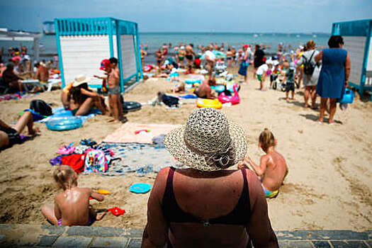 Экономист Черников заявил, что цены на летний отдых в России вырастут на 20-30%