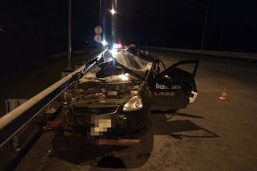В Прикамье в аварии погиб водитель такси