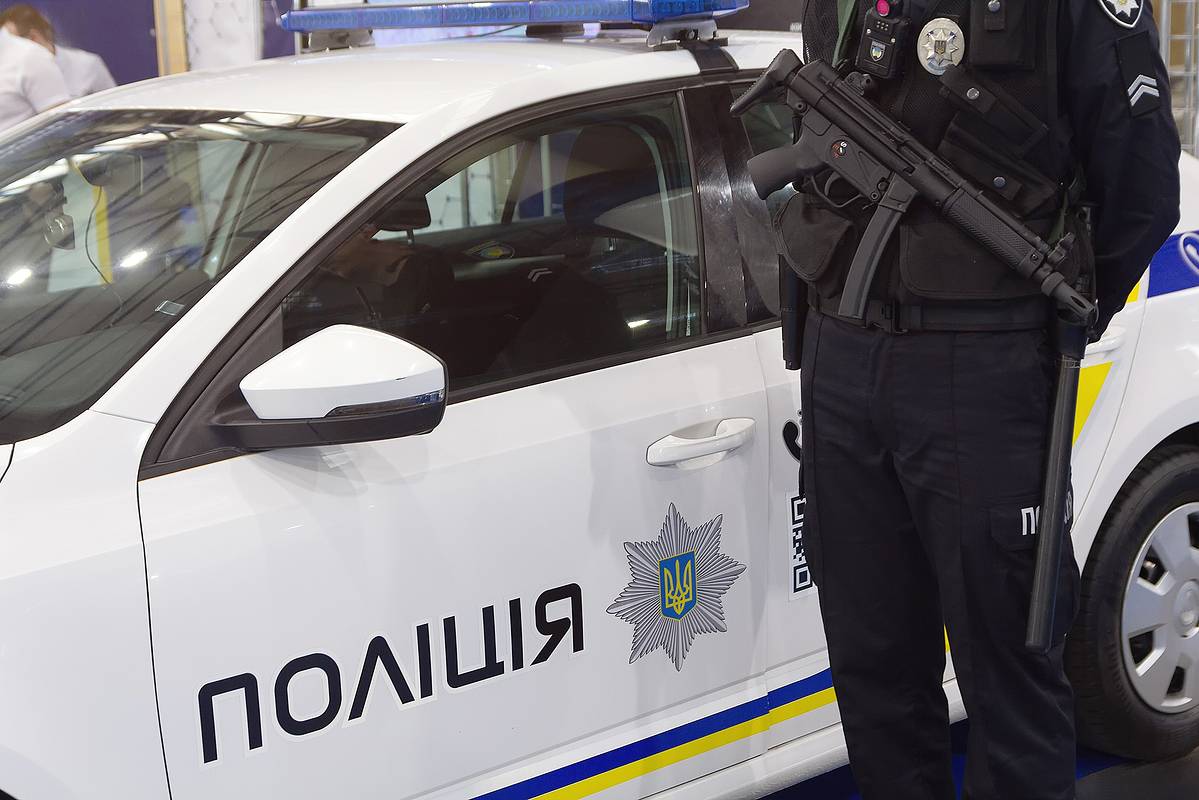 Нацполиция Украины сделала новое заявление о развернутом в центре Киева флаге России