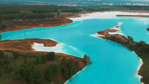 Ядовитое озеро — популярная локация в Instagram. Что скрывается в бирюзовой воде «Новосибирских Мальдив»?