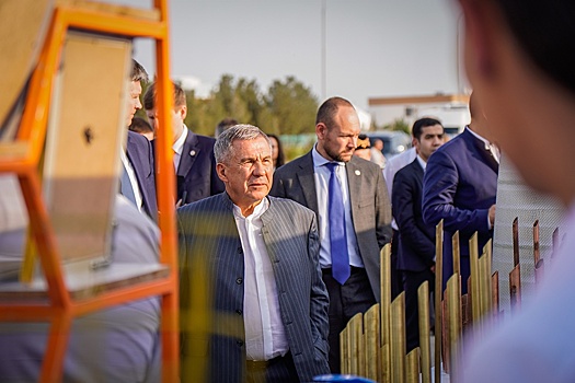 Рустам Минниханов посетил промышленные площадки Узбекистана