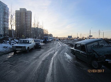 ДТП с пятью машинами произошло в Тольятти