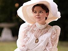 Жена Евгения Петросяна похвасталась коллекцией обуви стоимостью более полумиллиона рублей