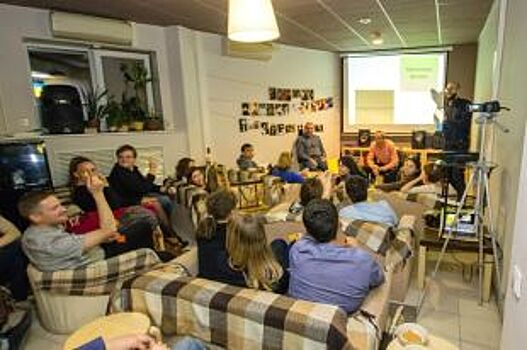 Досуг по-научному. Почему на лекции ходят как на концерты?