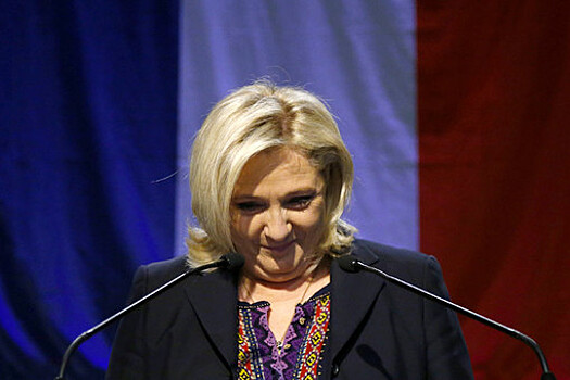 Ле Пен задолжала Европарламенту €300 тысяч