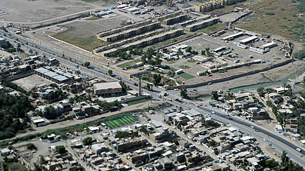 Ираку нужно помочь в строительстве дорог, жилья и школ, заявил глава МИД